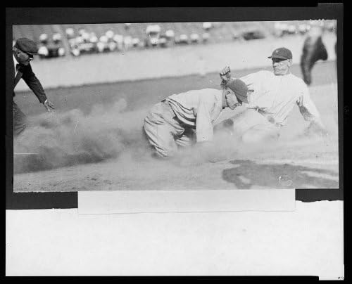 PovijesneFindings Foto: Joe Harris, Washington National, Sliding Sigurno, 3. baza, igra bejzbola, prašina, 1924